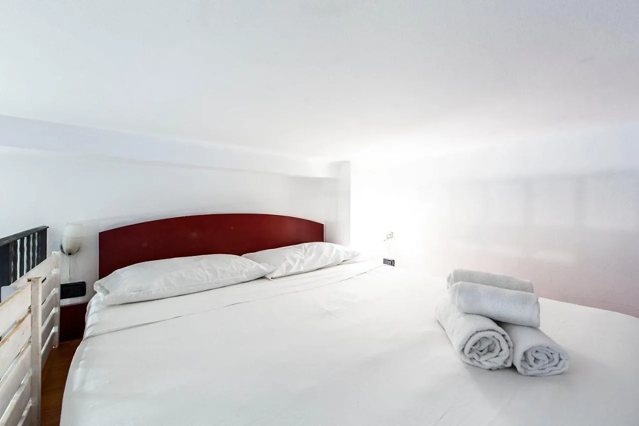 Extensive Terrace Navigli Toy Artistic Apartment Milan
