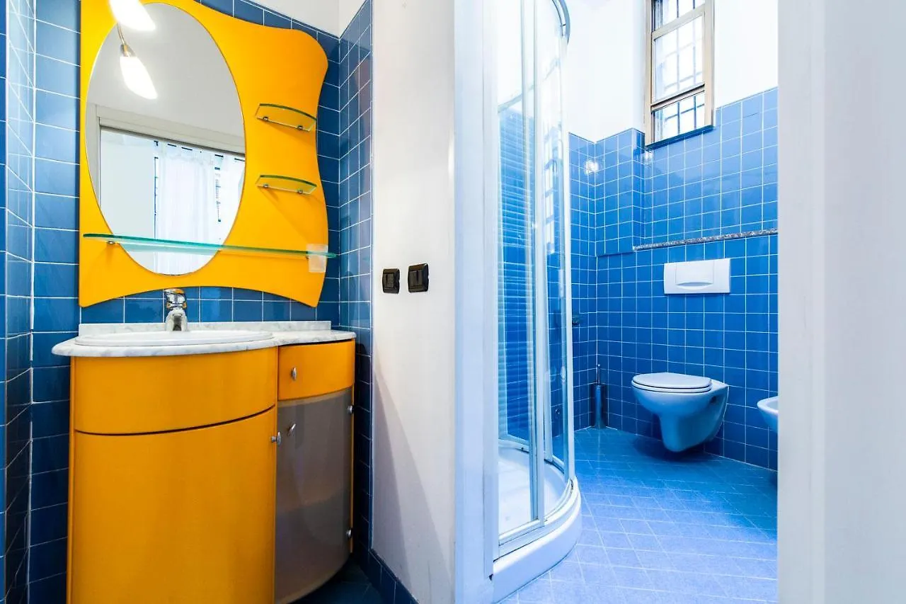 Extensive Terrace Navigli Toy Artistic Apartment Milan Italie